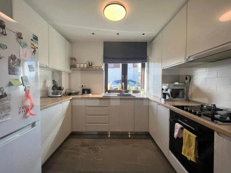 Casa de lux, 180mp, curte, zona Vivo - 1