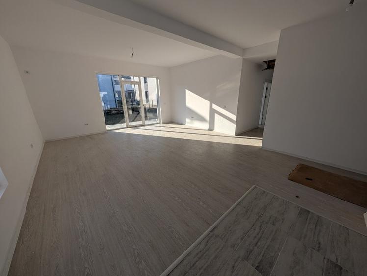 Casa 4 camere parter | 110mp | Tunari | 0 comision | complex rezidential inchis - 13