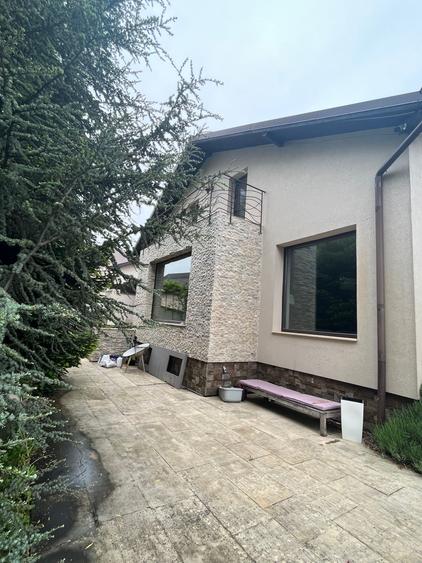 VANZARE CASA VILA - 34