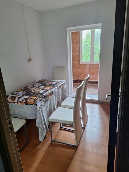 Apartament 2 camere decomandat 1 Mai- Pelendava - 4