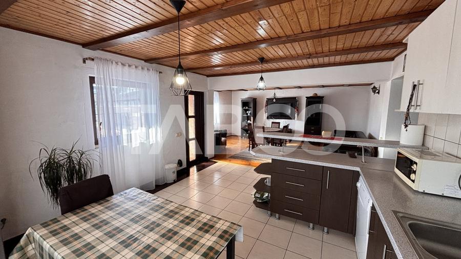 Casa de vanzare  zona Sura Mare individuala 900 mp teren - 5