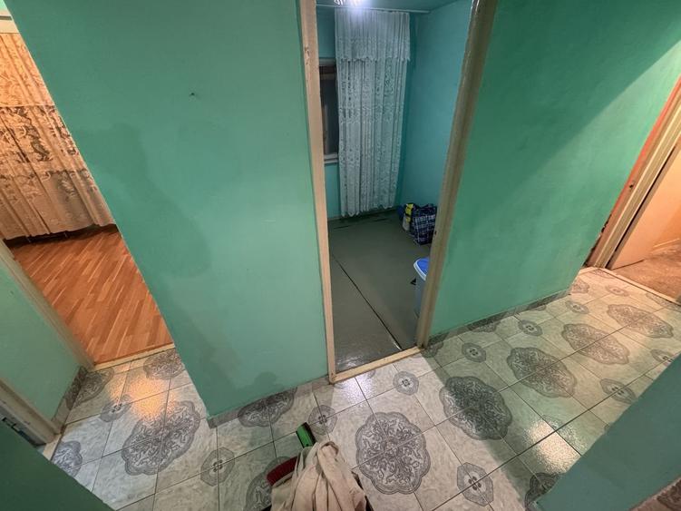 Apartament 4 camere zona Inel 2 - 10