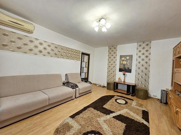 Apartament cu 3 camere decomandat, mobilat în Dristor
