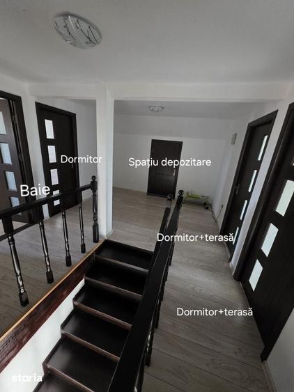 Casă cu 4 camere cu Teren 500 Mp în Central