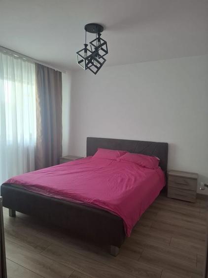 Apartament cu 2 camere decomandat în Radu Negru