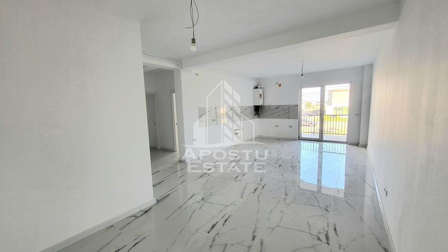Apartament cu 3 camere decomandat în Dumbrăvița