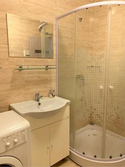 Apartament cu 2 camere decomandat în 1 Mai