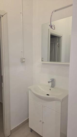 Spațiu comercial, de 56 mp, în Lipovei