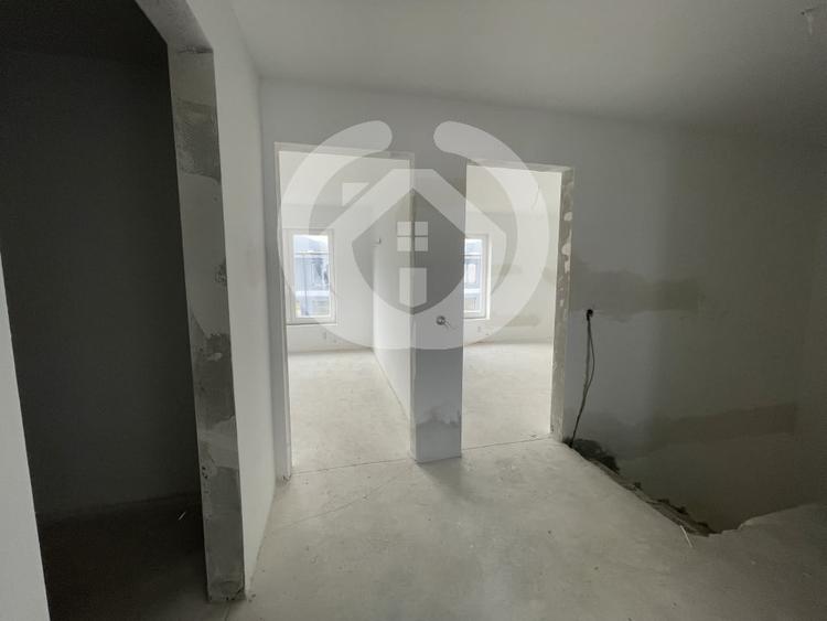 Duplex cu 4 camere cu Teren 264 Mp în Rășinari