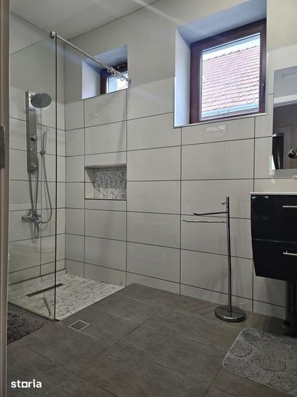 Casă cu 3 camere cu Teren 600 Mp în Trei Stejari