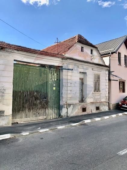 Casă individuală cu 4 camere cu Teren 979 Mp în Tohanu Vechi