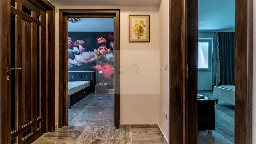 Apartament cu 2 camere decomandat, mobilat în Central