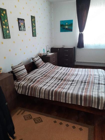 Casă cu 2 camere cu Teren 1000 Mp în Cornești (Crăciunești)