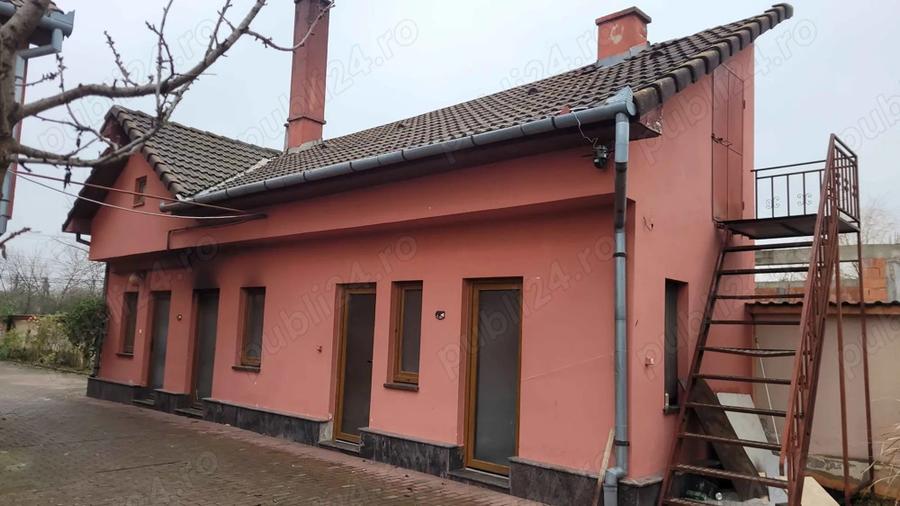 Imobil cu 3 case:C1 -3 nivele;C2-2nivele;C4-1 nivel;C3;C5;Piscina;Foisor - 15