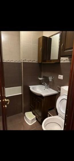 Se vinde apartament cu 3 camere complet renovat si utilat  - 9