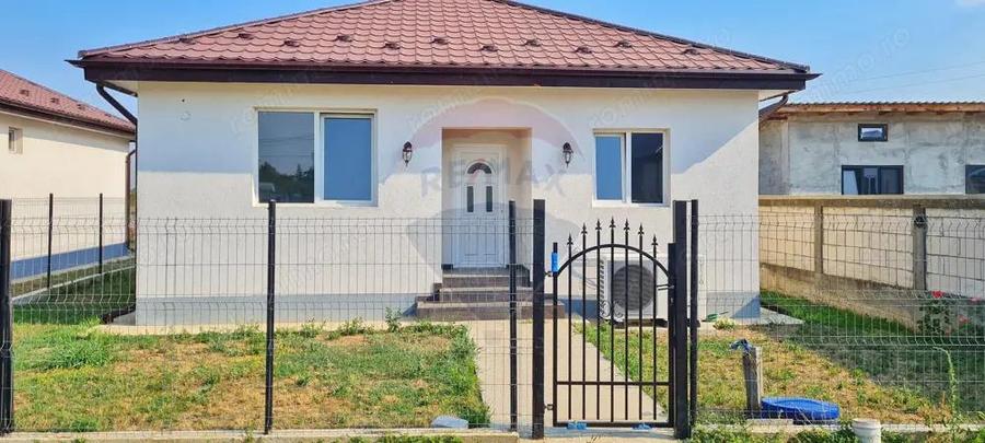 Casa noua in Ciorogarla - 3 dormitoare, living spa?ios - 5