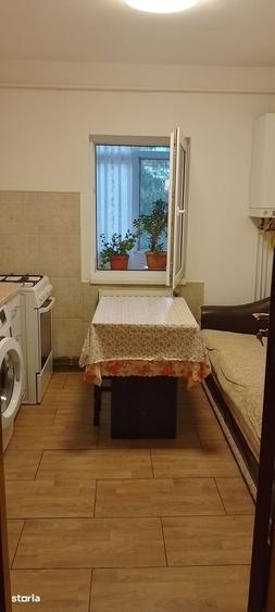 Apartament cu 2 camere decomandat în Tomești
