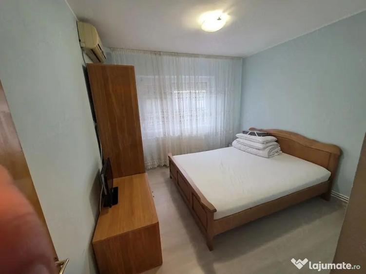 De inchiriat apartament cu 3 camere Micro 17, 343 euro - 3