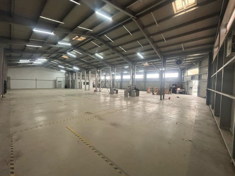 De Inchiriat! Hala depozit si birouri - 1