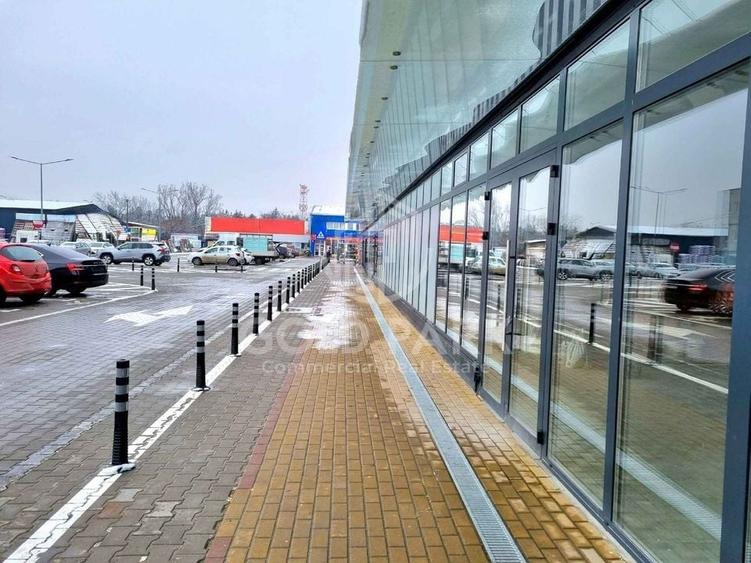 Spatiu Comercial in Centru Comercial - Zona Traian Vuia - Parcare - 15