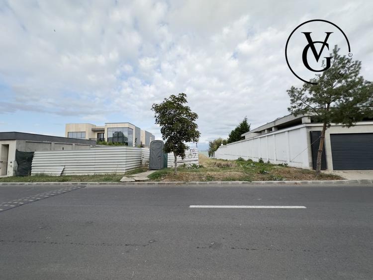 Teren constructii frontal  la lac -1784 mp -Ovidiu - 8