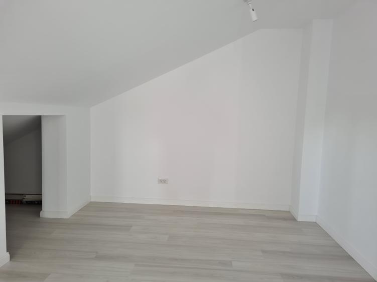 OMNIA-Proprietati alese! Vila in duplex. Aproape de tot ce conteaza. Pentru tine - 34