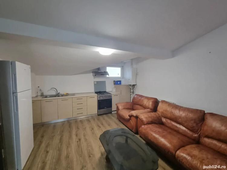 Inchiriere apartament cu doua camere, Mansarda, Str.Magrini,Targovi?te - 3