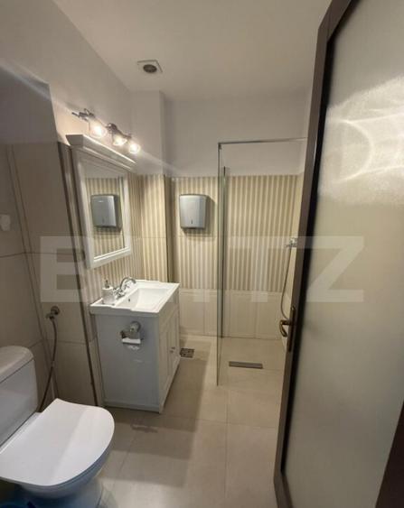 Spatiu birou, de inchiriat, 72 mp, zona Eroilor - 3