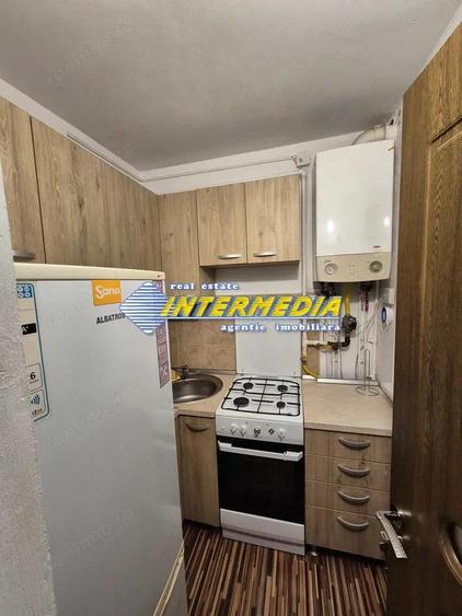 Garsoniera de Inchiriat Mobilata si utilata complet Carolina Mall - 4