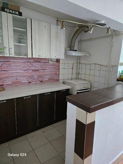 Vând apartament în Remetea Mare - 5