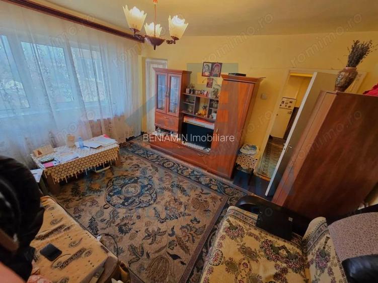 Garsoniera rovine 32mp etaj intermediar, teava de gaze.