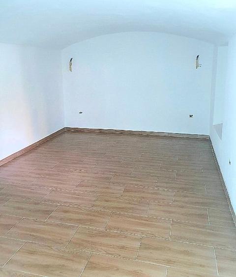 Spatiu la demisol in imobil istoric reabilitat zona Traian, Neptun, bd 3 August - 2