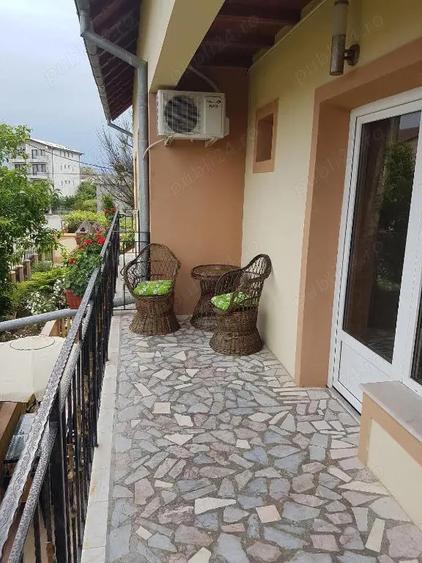 Pensiunea de vanzare Costinesti str.Meduzei , 14 camere - 1