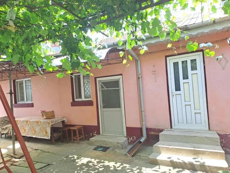 Casa parter , Bariera Valcii , 816 mp teren - 2