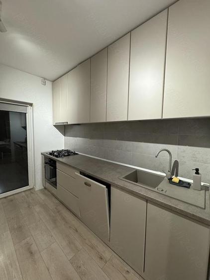 Casa insiruita - 4 camere + pod depozitare, curte 56 mp, 2 locuri de parcare - Bragadiru, Str. Topaz - 4