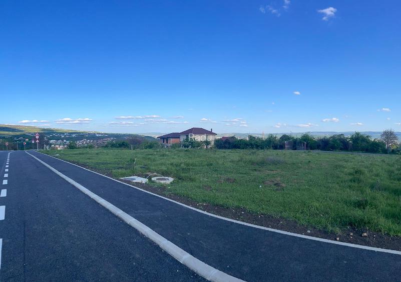 Teren intravilan 550 mp cu PUZ si PUD Teren intravilan 550 mp cu PUZ si PUD
