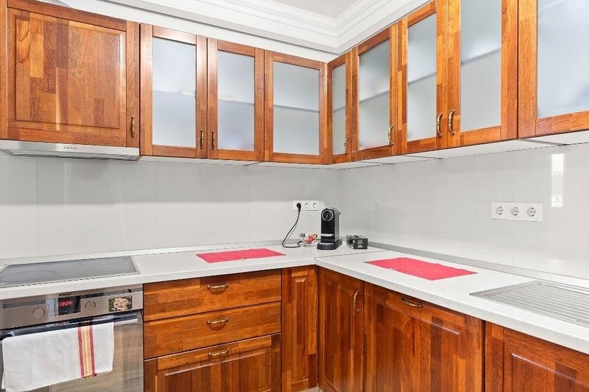 Apartament 2 camere ULTRACENTRAL – 66 mp utili + terasă 11 mp + parcare subteran - 5