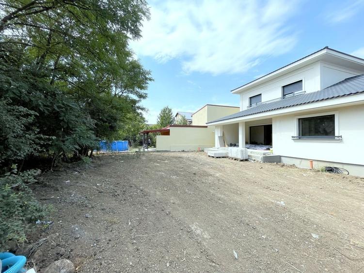 Casa vanzare 5 camere - zona Mehala - COMISION 0% - 20