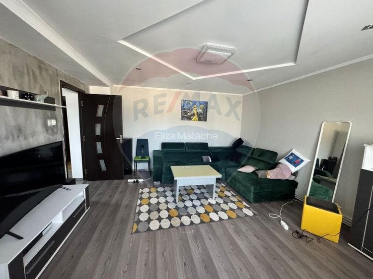 Apartament de lux, complet renovat, 3 camere - Visoi 3, Campulung Apartament de lux, complet renovat, 3 camere - Visoi 3, Campulung