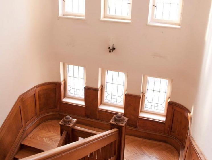 Vila cu arhitectura Dacia - 5