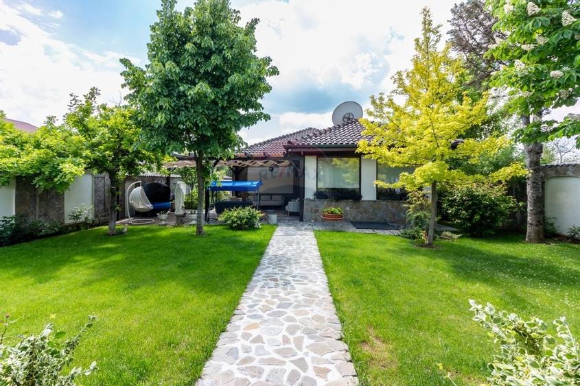 Vilă + casă de oaspeți + casă angajați | 12 camere | 530mp | Mogoșoaia - 30