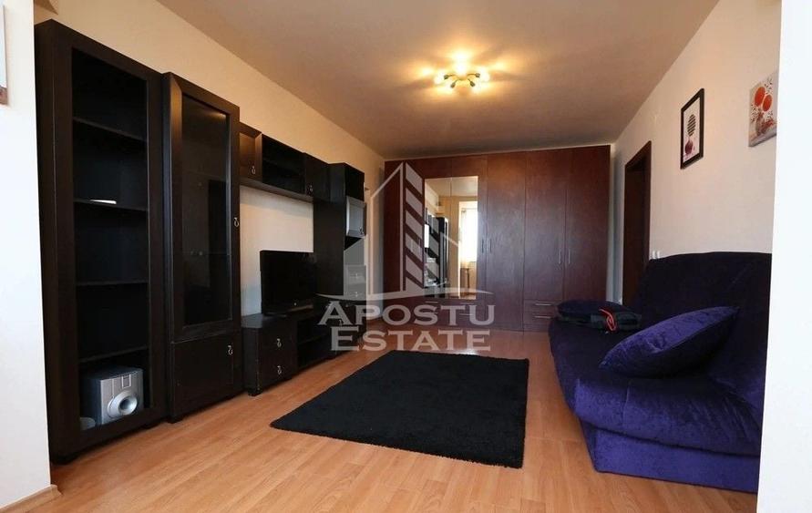 Apartament cu 2 camere, zona Complex Studentesc, Centrala Proprie - 2