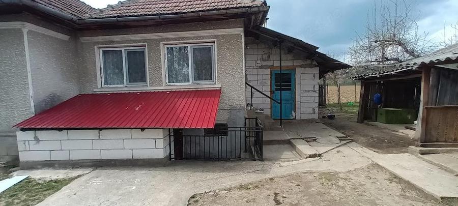 Casa de vanzare la ?ara in zona lini?tita (jude?ul Valcea) - 10