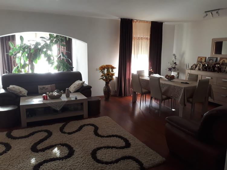 LUMINA - VILA P+1+M -300MP UTILI - 5 CAMERE -- TERMEN LUNG -1000 EURO - 9