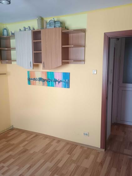 Apartament de vanzare - 5