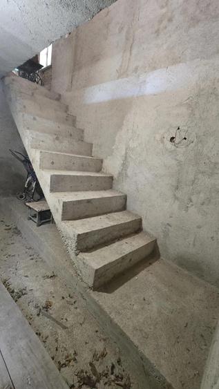 Casa accesibila cu priveli?te frumoasa in Re?i?a! - 2