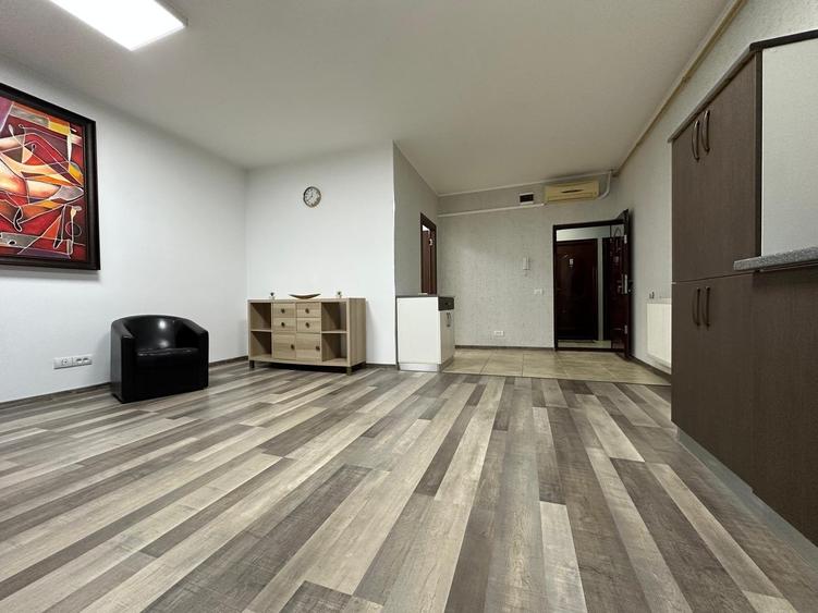 Birou de închiriat – etajul 3, într-o clădire modernă de birouri, cu acces strad - 2