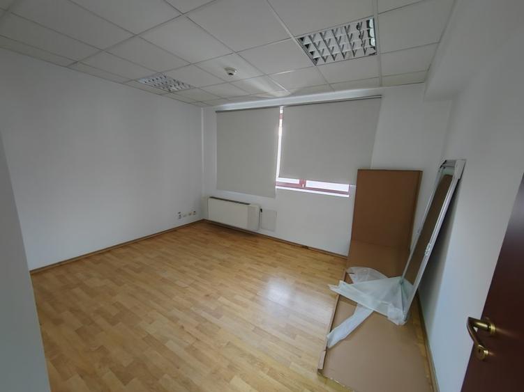 Domenii spatiu in cladire birouri 150 mp, 5 camere - 5