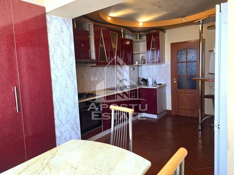 Apartament decomandat 3 camere, zona Miorita - 14