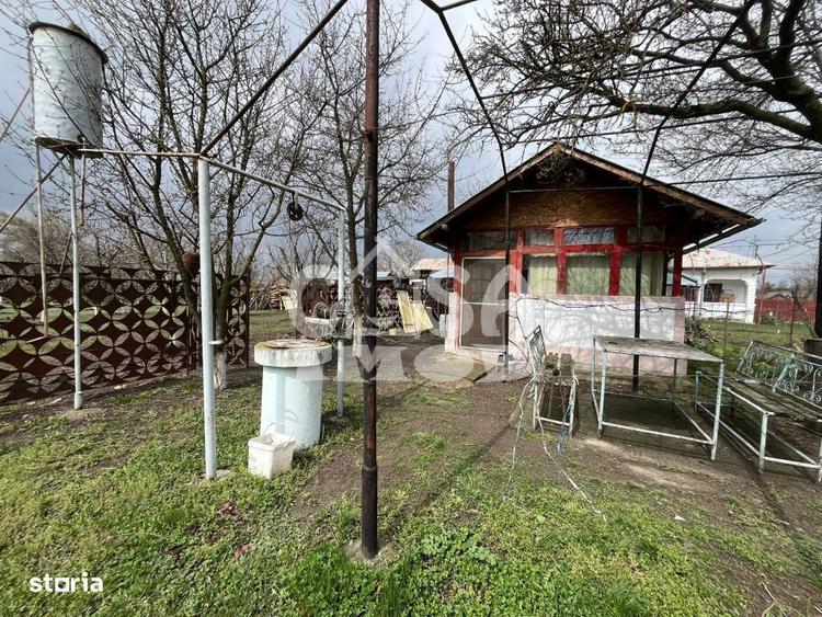 Casuta din lemn de weekend sau casa de vacanta cu teren si livada - 19